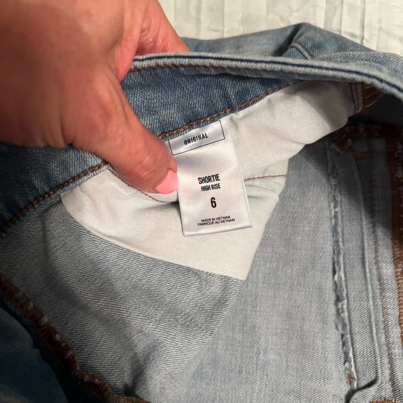 High waist denim shorts - Picture 3 of 3